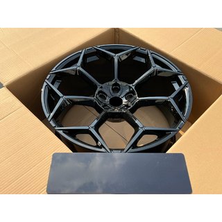 Cerchi forgiati OEM R23 V4 (Set da 4) Lamborghini Urus 2018- foto 3