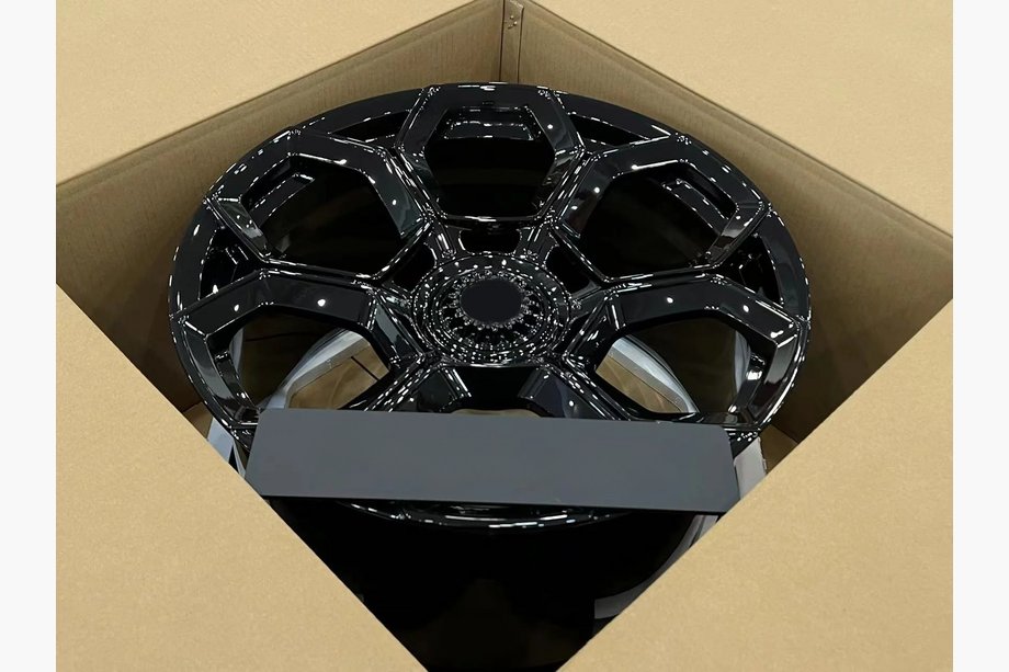 Lamborghini Aventador 2011-2022 Cerchi forgiati OEM R20 R21 V6 (Set da 4) Foto 4