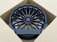 Lamborghini Urus 2018- Cerchi forgiati OEM R23 V5 (Set di 4) foto 2