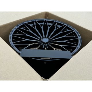 Cerchi forgiati OEM R23 V5 (Set di 4) Lamborghini Urus 2018- foto 4