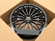 Lamborghini Urus 2018- Cerchi forgiati OEM R23 V7 (Set di 4) foto 3