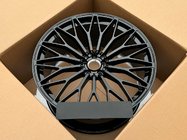 Lamborghini Urus 2018- Cerchi forgiati OEM R23 V7 (Set di 4) foto 2
