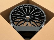 Lamborghini Urus 2018- Cerchi forgiati OEM R23 V7 (Set di 4) foto 7