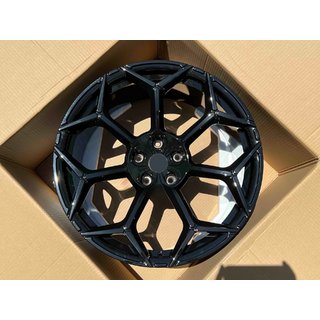 Cerchi forgiati OEM R23 V8 (set da 4) Lamborghini Urus 2018- foto 1