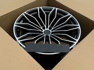 Lamborghini Urus 2018- Cerchi forgiati OEM R23 V13 (Set da 4) foto 4