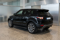 Range Rover Evoque 2012-2018 Pedane Laterali RedLine Black (2 pz, Alluminio) foto 1