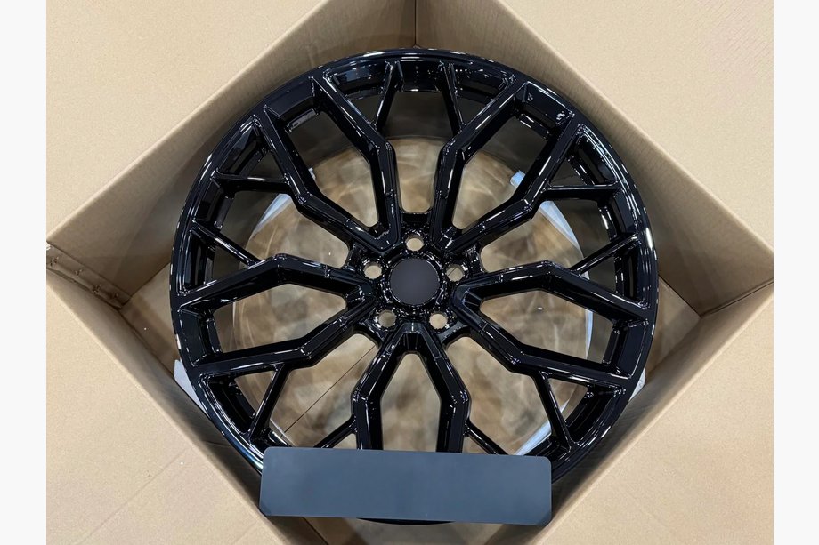Land Rover Defender 2019- Cerchi forgiati OEM R23 (set da 4) Foto 1