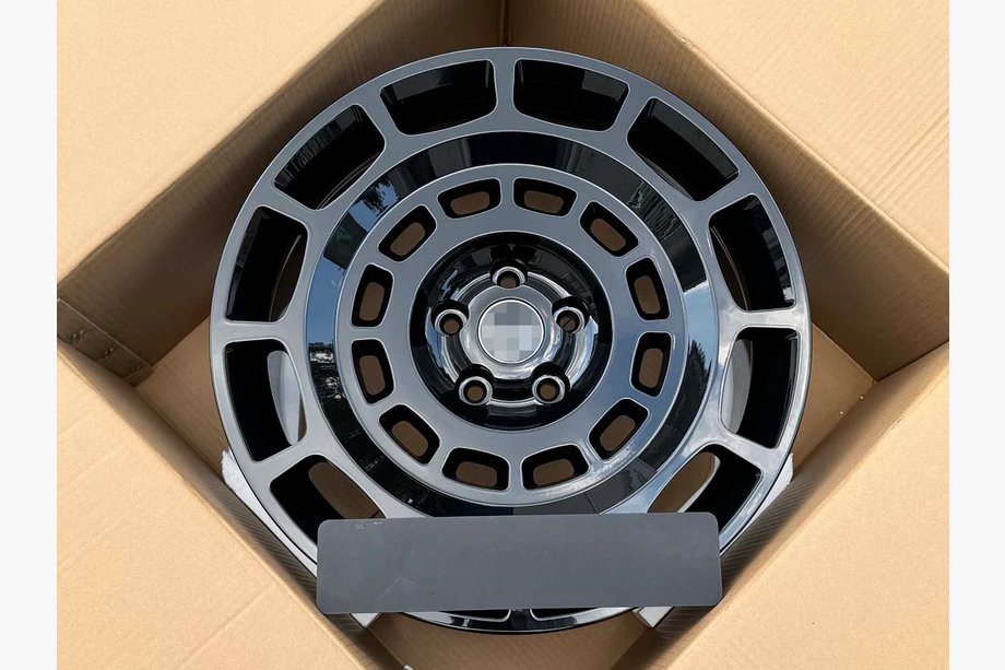 Land Rover Defender 2019- Cerchi forgiati OEM R22 (Set di 4) Foto 2