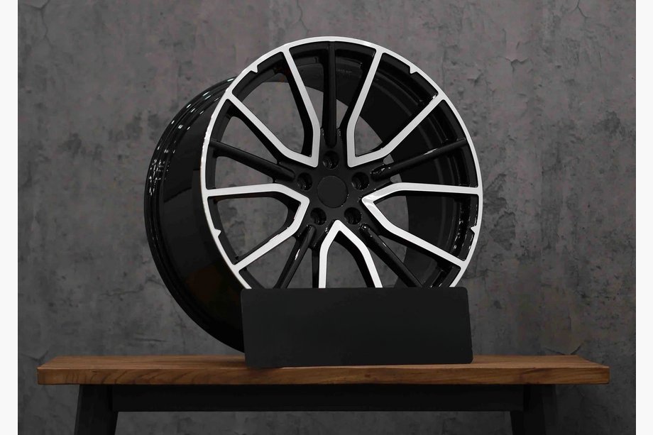 Maserati Levante 2016- Cerchi forgiati OEM R20 (Set da 4) Image