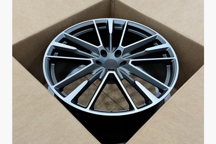 Maserati Ghibli 2013-2023 Cerchi forgiati OEM R22 (Set di 4) Foto 3