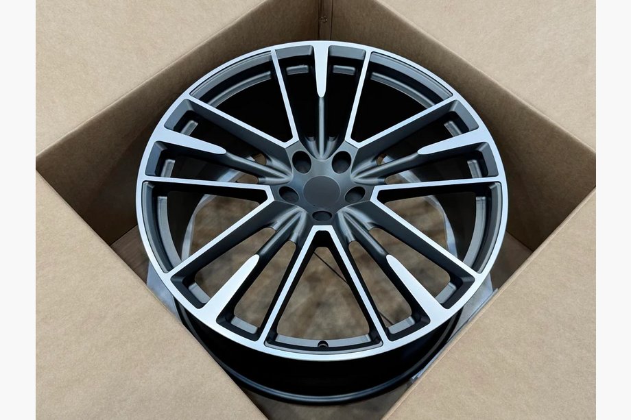 Maserati Ghibli 2013-2023 Cerchi forgiati OEM R22 (Set di 4) Foto 2