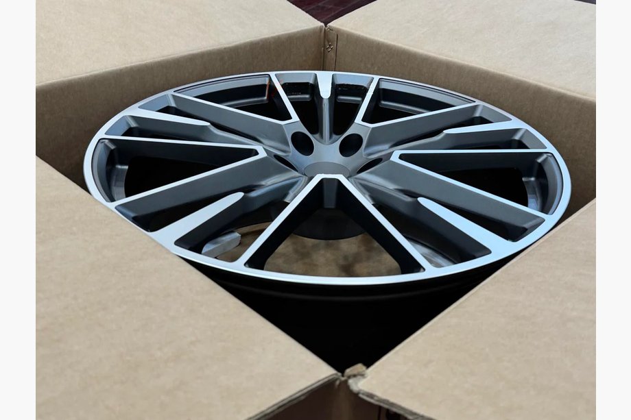 Maserati Ghibli 2013-2023 Cerchi forgiati OEM R22 (Set di 4) Foto 5