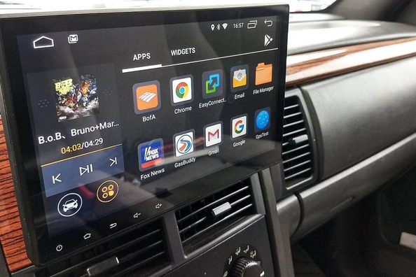 È possibile installare un centro multimediale in un'auto d'epoca?