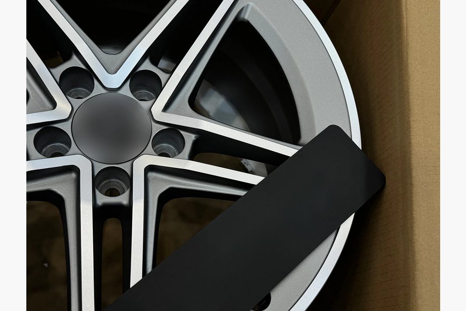 Mercedes CLS C218 2011-2018 Cerchi forgiati OEM R18 (set da 4) Foto 6