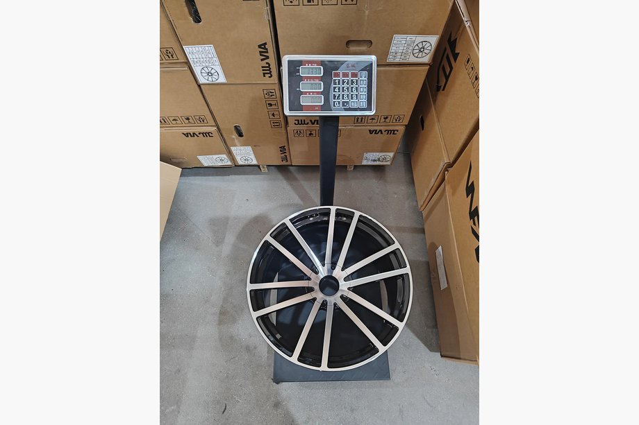 Mercedes SL R230 2001-2011 Cerchi forgiati OEM R20 (Set da 4) Foto 13
