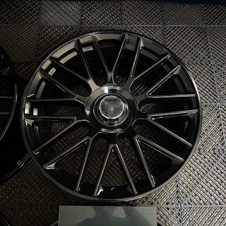 Cerchi forgiati OEM R19 (Set da 4) foto 1