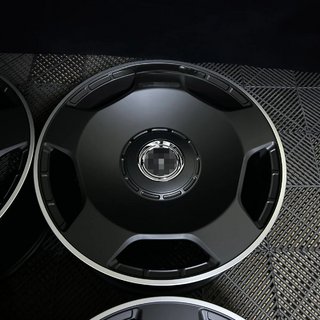 Cerchi forgiati OEM R21 V2 (set da 4) foto 1