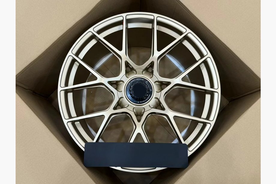 Porsche Boxster/Cayman 982 (718) 2016- Cerchi forgiati OEM R18 V1 (Set di 4) Foto 2
