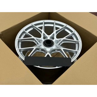 Cerchi forgiati OEM R20 V2 (set da 4) foto 4