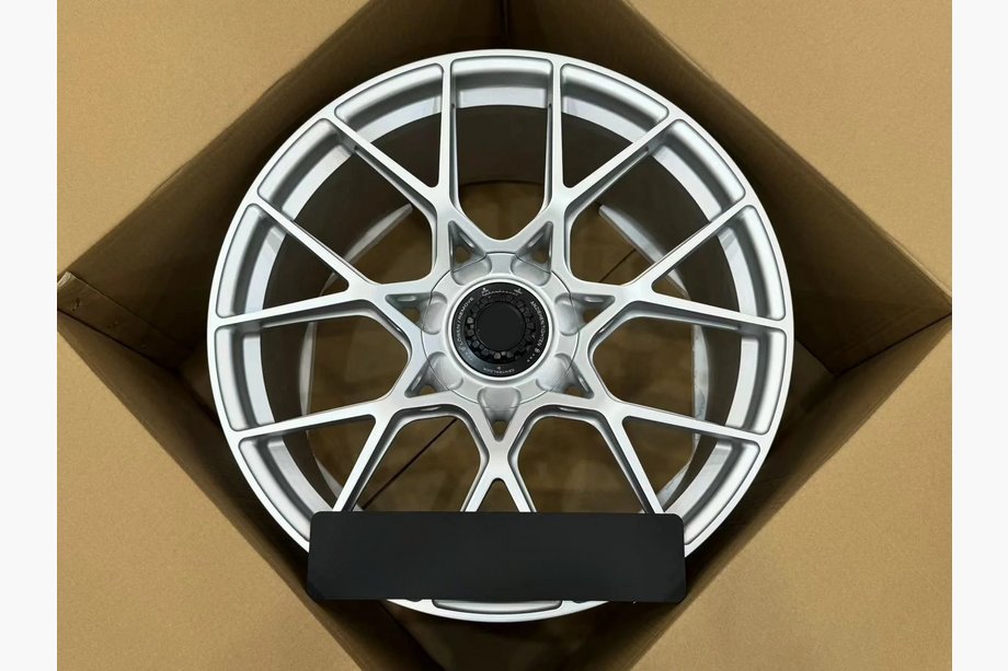 Porsche Boxster/Cayman 982 (718) 2016- Cerchi forgiati OEM R20 V2 (set da 4) Foto 2