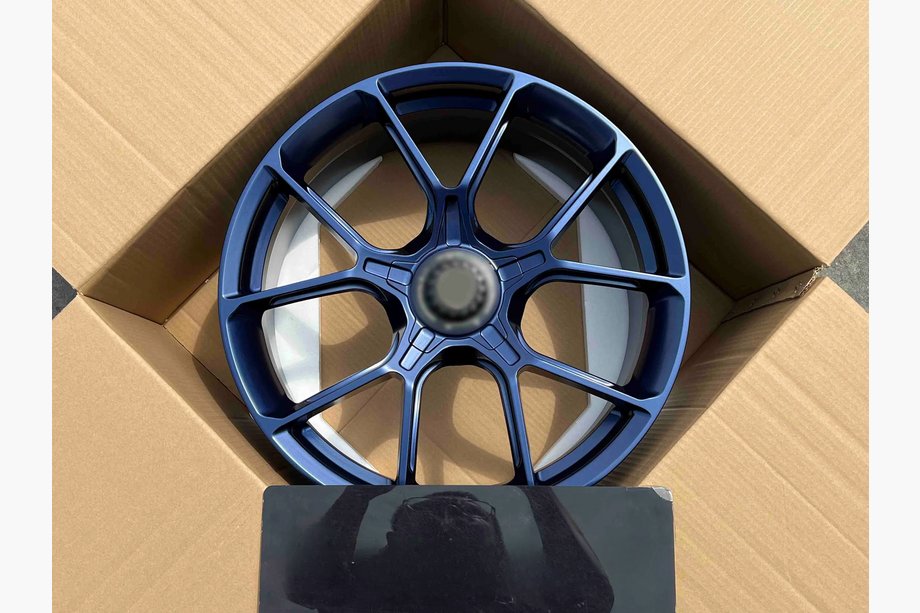 Porsche 911 (992) 2018– Cerchi forgiati OEM R20 R21 V6 (Set da 4) Foto 1