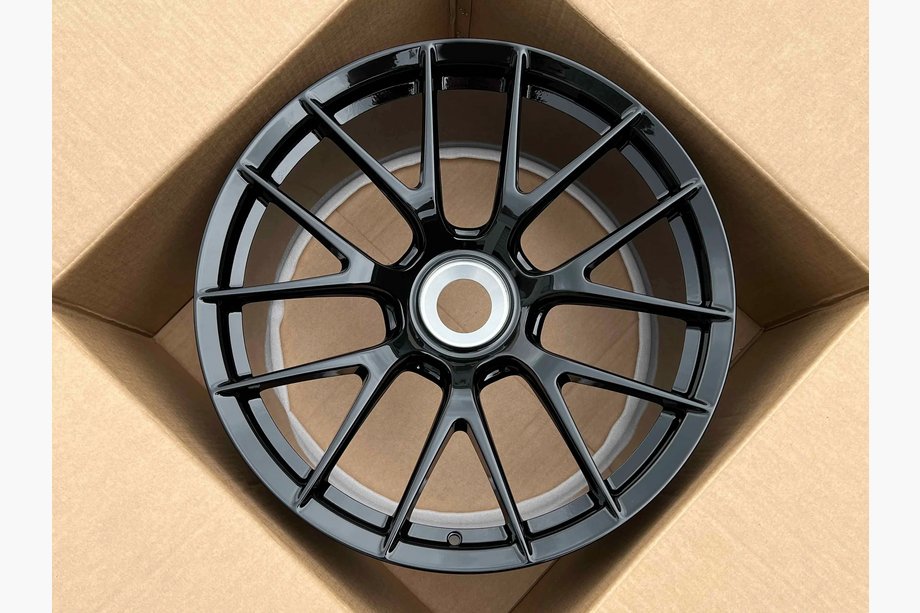 Porsche 911 (992) 2018– Cerchi forgiati OEM R20 R21 V12 (Set da 4) Image