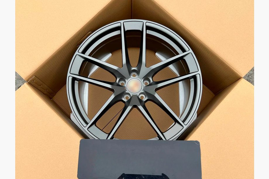 Porsche Macan 2014-2024 Cerchi forgiati OEM R20 (Set da 4) Image