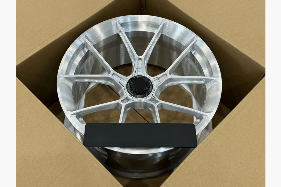 Porsche Macan 2014-2024 Cerchi forgiati OEM R21 V1 (Set di 4) Foto 3