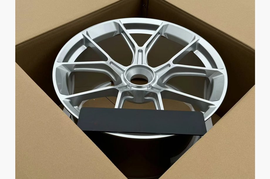 Porsche 911 (992) 2018– Cerchi forgiati OEM R20 R21 V26 (Set di 4) Foto 4