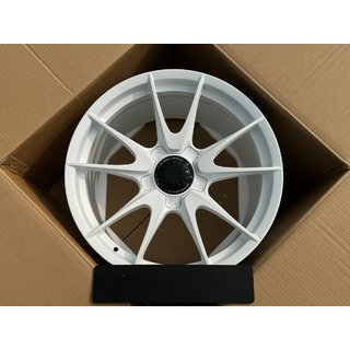 Cerchi forgiati OEM R19 V2 (Set da 4) foto 1