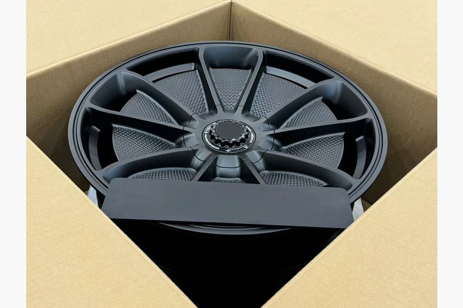 Porsche Boxster/Cayman 982 (718) 2016- Cerchi forgiati OEM R20 V5 (Set da 4) Foto 5