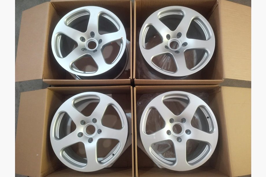 Porsche 911 (992) 2018– Cerchi forgiati OEM R18 (set da 4) Foto 6