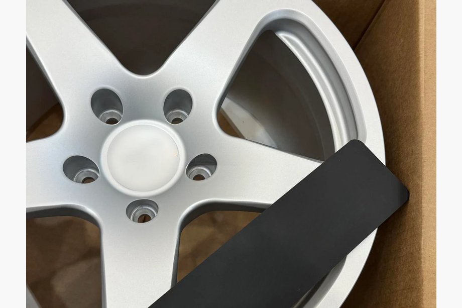 Porsche 911 (992) 2018– Cerchi forgiati OEM R18 (set da 4) Foto 9