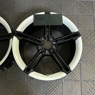 Cerchi forgiati OEM R21 V2 (set da 4) foto 1