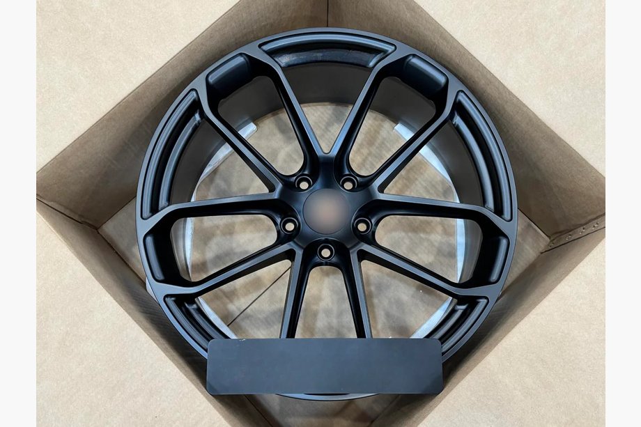 Porsche Cayenne 2018- Cerchi forgiati OEM R22 (Set di 4) Image