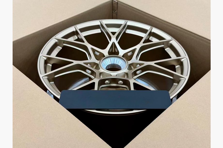 Porsche 911 (992) 2018– Cerchi forgiati OEM R20 R21 V38 (set da 4) Foto 5