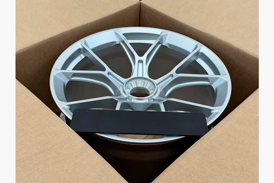 Porsche 911 (992) 2018– Cerchi forgiati OEM R20 (Set da 4) Foto 5