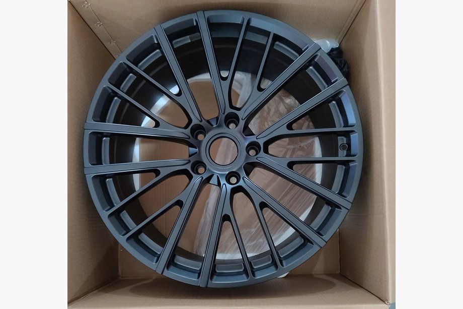 Porsche Cayenne 2010-2017 Cerchi forgiati OEM R21 (set di 4) Foto 2