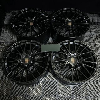 Cerchi forgiati OEM R21 V4 (set da 4) foto 3