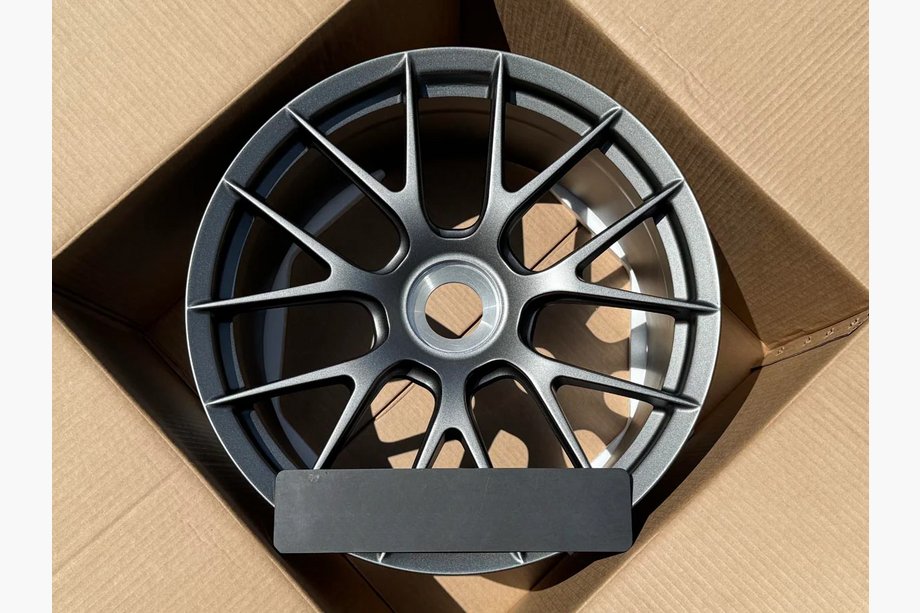 Porsche Boxster/Cayman 982 (718) 2016- Cerchi forgiati OEM R20 V10 (Set da 4) Foto 2