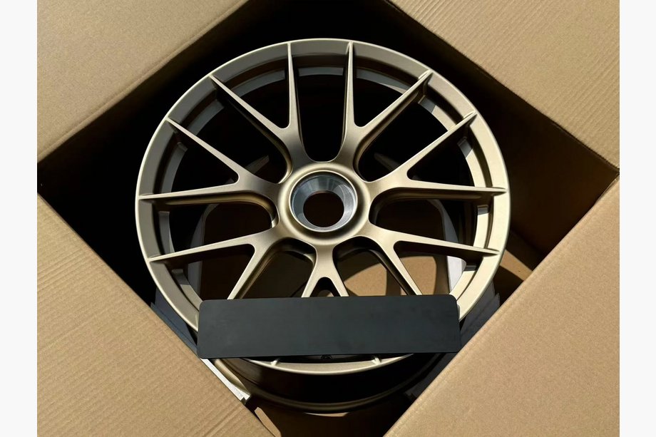 Porsche Boxster/Cayman 982 (718) 2016- Cerchi forgiati OEM R20 V12 (Set di 4) Foto 3