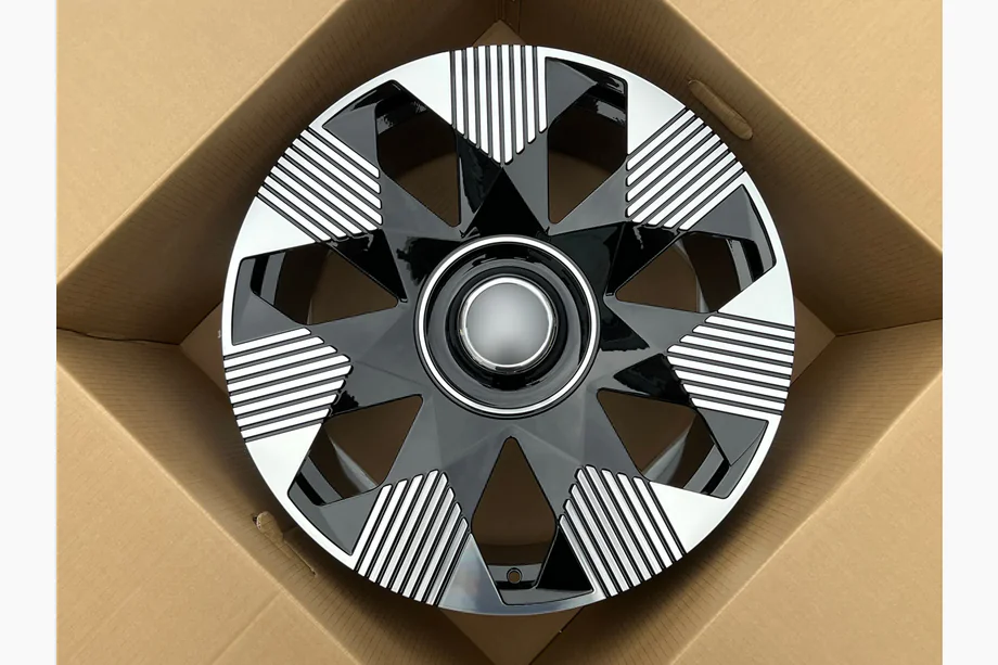 Rolls-Royce Cullinan 2018- Cerchi forgiati OEM R22 V2 (set da 4) Image