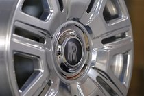 Rolls-Royce Cullinan 2018- Cerchi forgiati OEM R22 V3 (set da 4) foto 3
