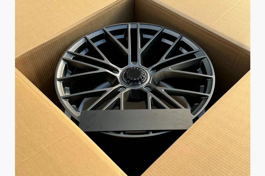 Porsche Panamera 2023– Cerchi forgiati OEM R21 V3 (Set di 4) Foto 5