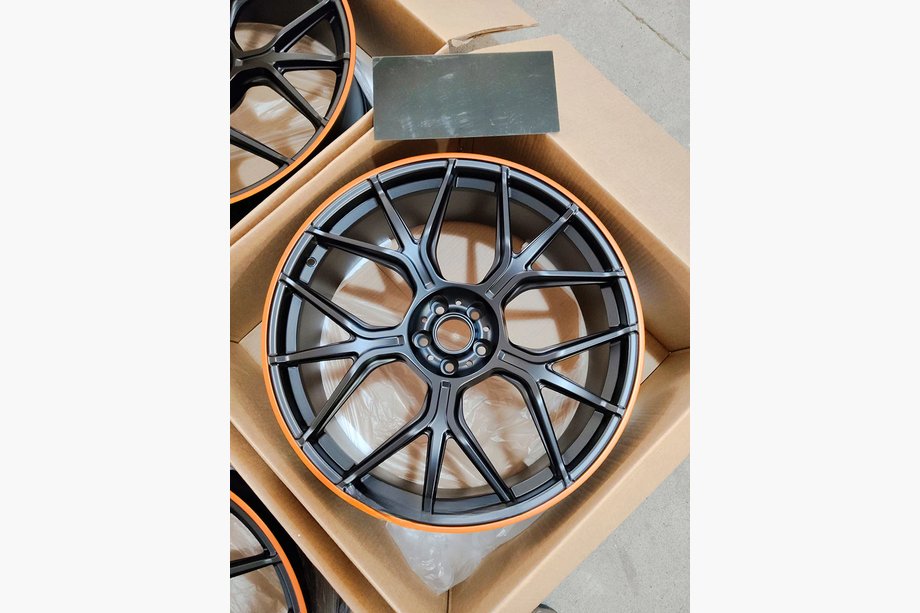 Zeekr 001 2021- Cerchi forgiati OEM R22 V2 (set da 4) Foto 8