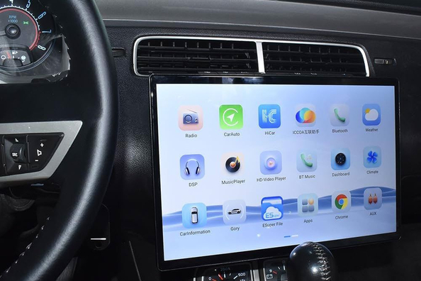 Come scegliere un sistema multimediale moderno per l’auto