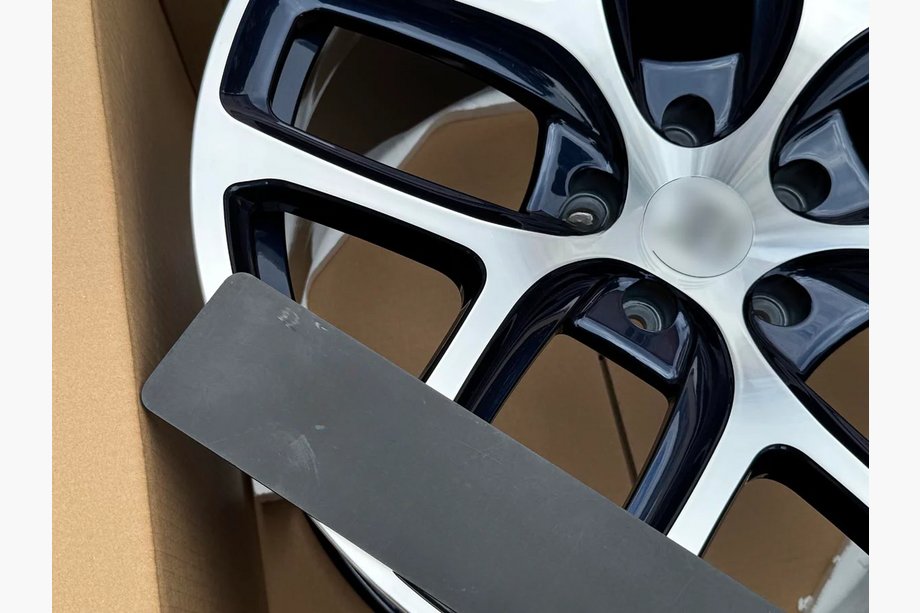 Bugatti Veyron 2005–2015 Cerchi forgiati OEM R20 (Set da 4) Foto 13