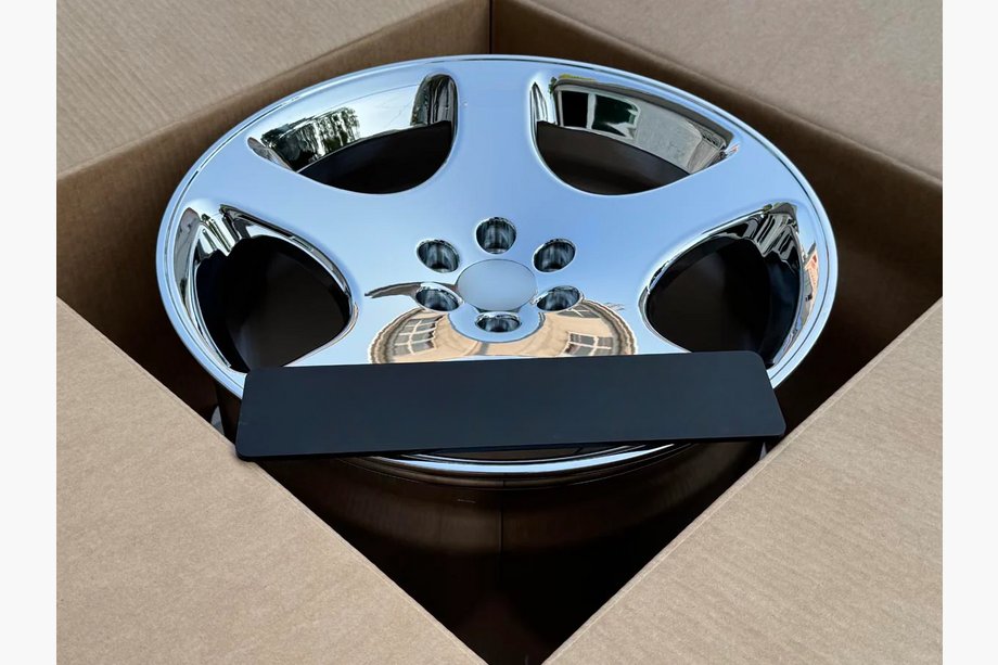 Dodge Viper 1996–2002 Cerchi forgiati OEM R18 R19 (Set da 4) Foto 4