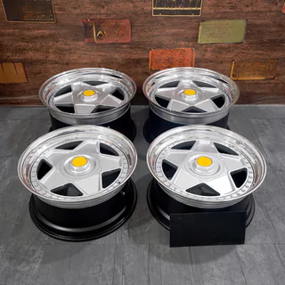 Cerchi forgiati OEM R18 R19 (Set da 4) Ferrari F8 foto 3
