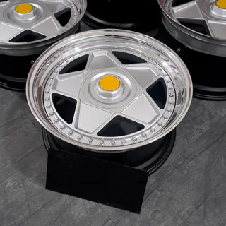 Cerchi forgiati OEM R18 R19 (Set da 4) Ferrari F8 foto 1